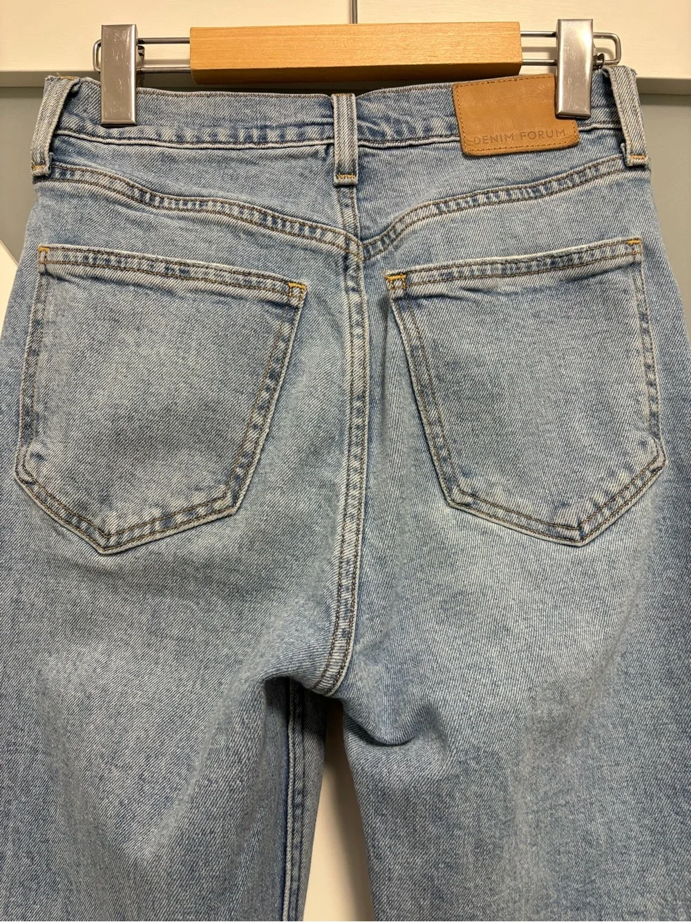 Denim Forum- The Arlo High Rise Straight 28L - Picture 10 of 12